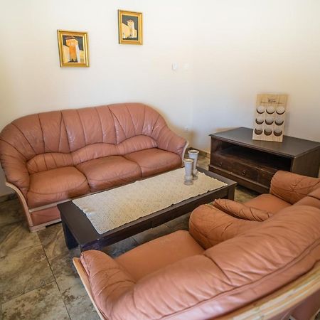 Toscana Apartman Gyula Exterior photo