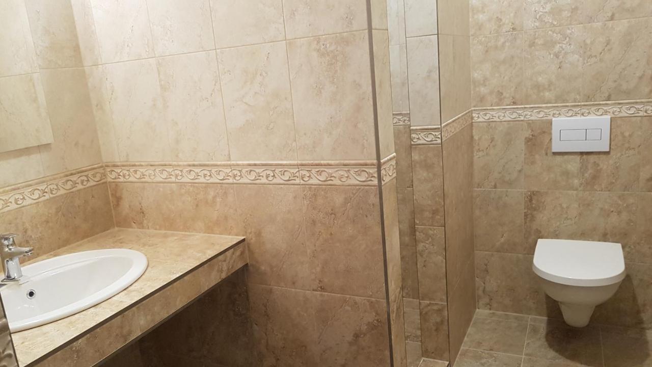 Toscana Apartman Gyula Exterior photo